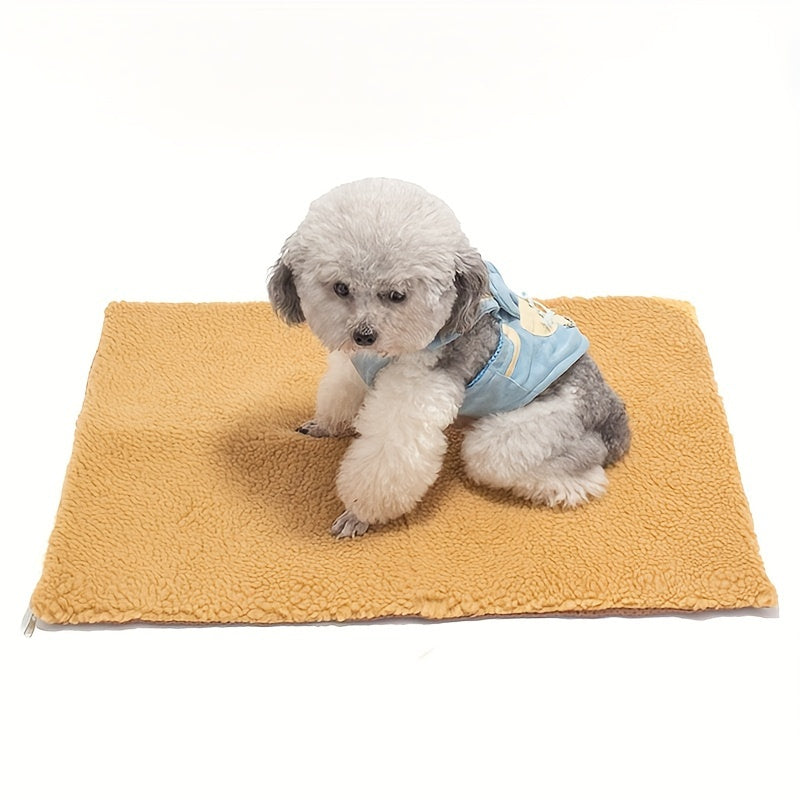 OPETEE Super Soft Self-Warming Pet Mat，Suitable for cats and dogs——No Electricity Required，Fleece Instant Comfort，Cold floor warmth，Durable Rectangular Design